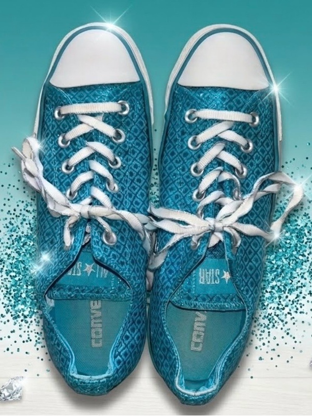 Converse Sz 9 Women’s Chuck Taylor Specialty Blue Glitter Diamond Low Top Oxford